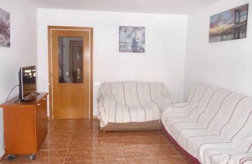 Sant Carles de la Rapita Apartment | Spacious Apartment in Sant Carles de la Ràpita, Sea View