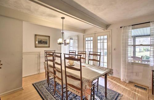 Faber House | Spacious Faber Home w/Yard, Steps to Winery!