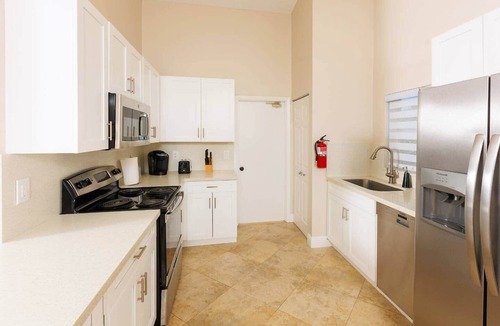 Boca Del Mar House | Spacious Family Home | Saltwater Pool | Game Room