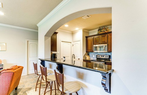 College Station House | Spacious & Family-Friendly! TAMU Townhome w/Yard