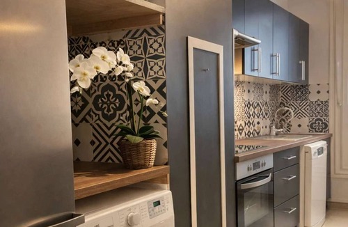 Pere Lachaise Apartment | Spacious family flat with elevator access - Paris