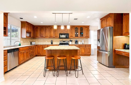 North San Antonio - SAT House | Spacious Family Friendly House Sleeps 9 ppl!