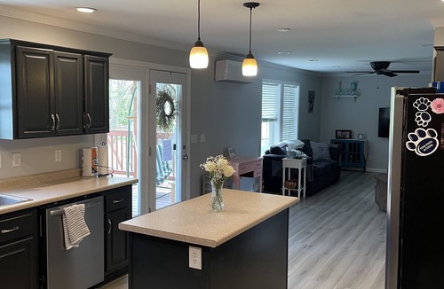 Bellefonte House | Spacious Family Friendly PSU Alumni Home