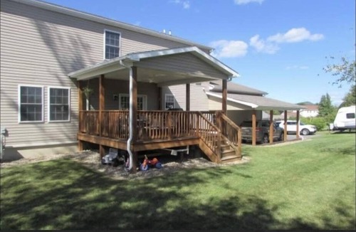 Bellefonte House | Spacious Family Friendly PSU Alumni Home