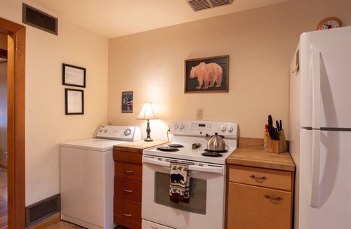 South Fork Cabin | Spacious Family Friendly Cozy Cabin
