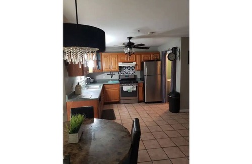 Thibodaux House | Spacious family friendly 3 bedroom 2 bath home