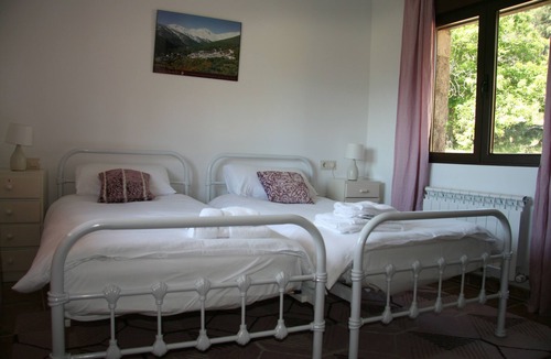 Guisando Other | Spacious family-friendly stone house with fabulous views, large grounds and pool