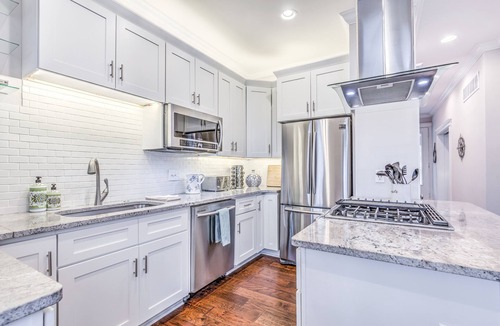 Tower Grove South House | Spacious Family & Friends House Across From Tower Grove Park