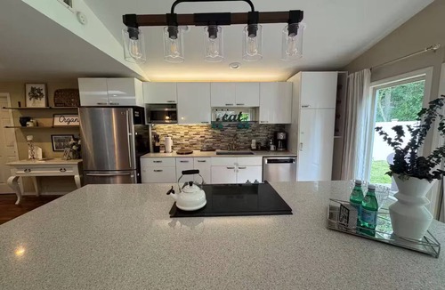 Bothell House | Spacious Family Friendly Retreat