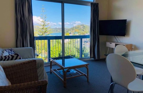 Ostend Apartment | Spacious, Family Friendly, Self-contained 2 Bedroom Units