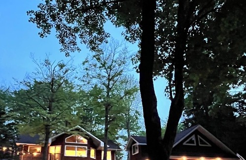 Eugenia House | Spacious Family getaway at Lake Eugenian*Summer rentals 5 nights minimum*