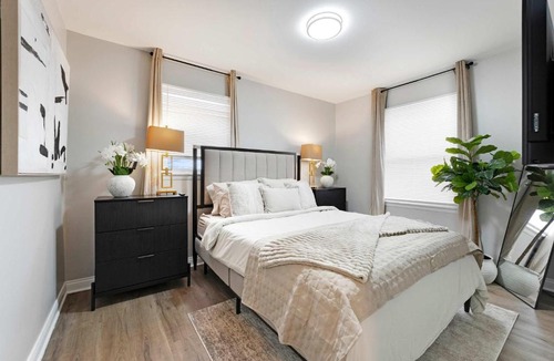 Hanover Park House | Spacious Family Getaway LCP Collection