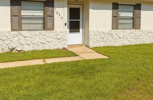 Mobile House | Spacious Family Getaway w/Private Pool