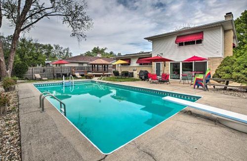 Glenwood House | Spacious Family Glenwood Estates Home w/Hot Tub!