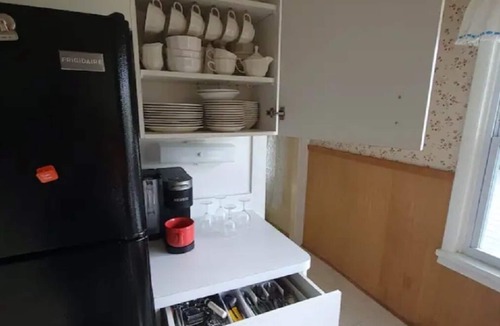 Gloversville House | Spacious Family Home