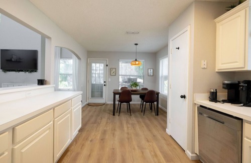 Denton House | Spacious Family Home Near Lake Lewisville with Gym & Play Area