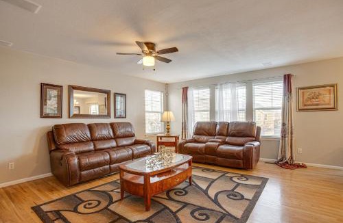Aurora House | Spacious Family Home at Buckley SFB w/Patio!