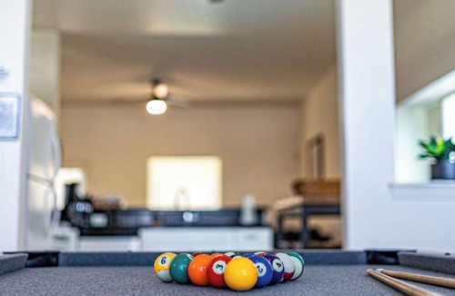 Northeast El Paso House | Spacious Family Home Fort Bliss Full Kitchen Games Dog Friendly