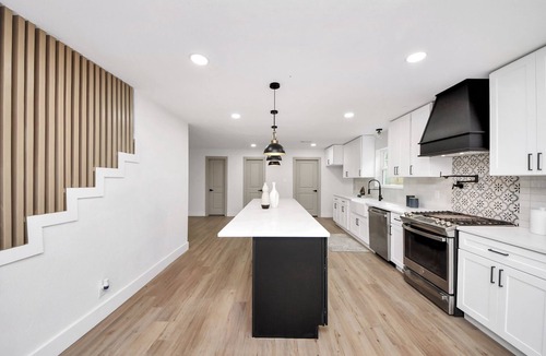 Garden Oaks House | Spacious Family Home for Extended Stays