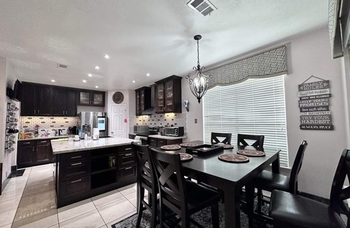 FM 1960 House | Spacious Family Home in Houston Texas. Great neighborhood for work and fun