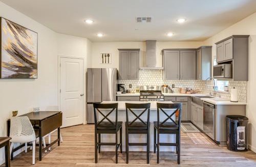 Stockton House | Spacious Family Home in Stockton - Pets Welcome!