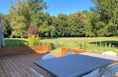 Loury Cottage | Spacious family home near Orleans, quiet with garden