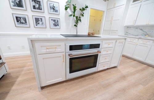 Fort Smith House | Spacious Family Home Sleeps 12 Perfect for Groups