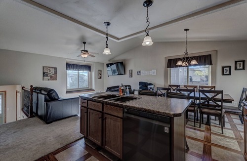Rapid City House | Spacious Family Home with 2 King Suites