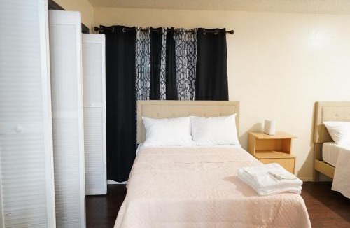 Yukon House | Spacious Family Home