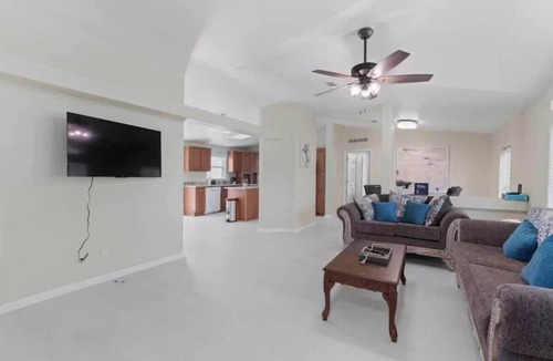 Kyle House | Spacious Family Home w/Pool + Grill near DT Kyle