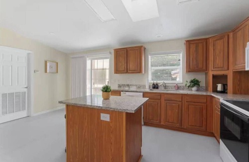 Kyle House | Spacious Family Home w/Pool + Grill near DT Kyle