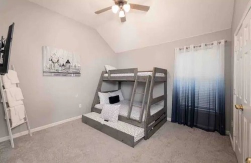 Cordova House | Spacious family home with pool