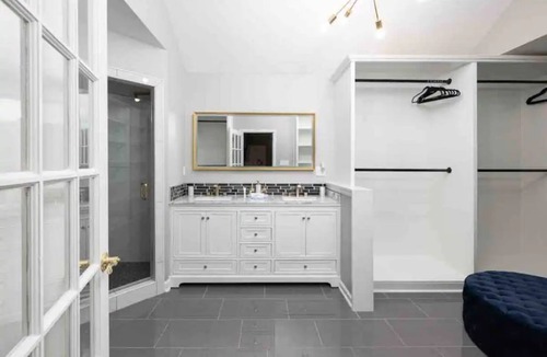 Cordova House | Spacious family home with pool