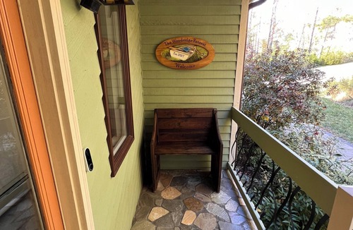 Goshen House | Spacious family home with open floor plan.close to lake and clubhouse!