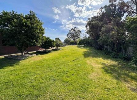 Officer House | Spacious Family Retreat