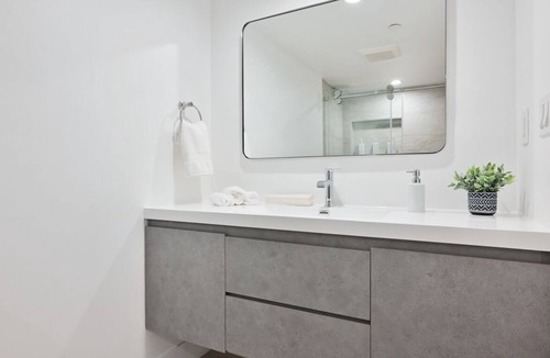 Ocean Park Apartment | Spacious Family-Sized Apartment. Amazing views steps from the beach!