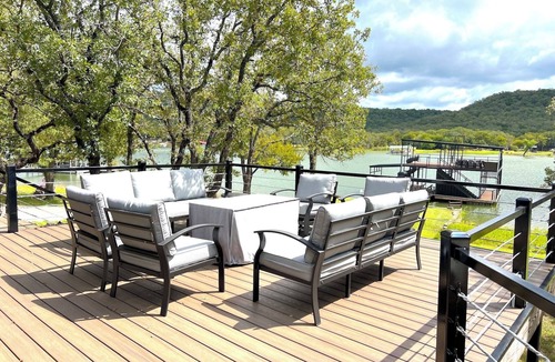 Gordon House | Spacious Family-sized Lake house on Lake Palo Pinto