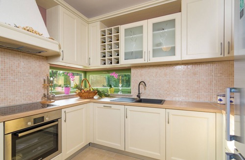 Vranja House | Spacious Family Villa in Istra with Pool, Mountain Views, Pet-Friendly
