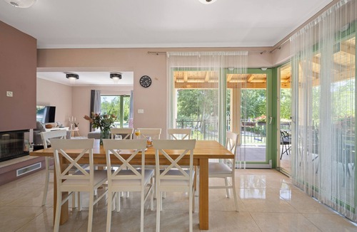 Vranja House | Spacious Family Villa in Istra with Pool, Mountain Views, Pet-Friendly
