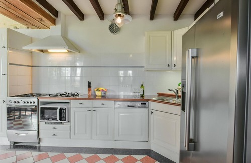 Lusignac House | Spacious familyhouse with privat pool and slide