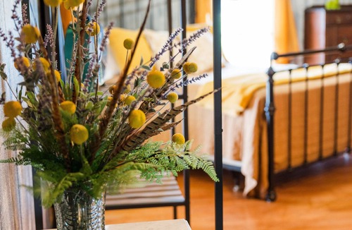 Squaw Other | Spacious Farmhouse beautifully decorated waiting for laughs and memories