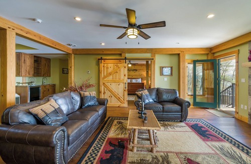 Burdett Cabin | Spacious Finger Lakes Waterfront Lodge