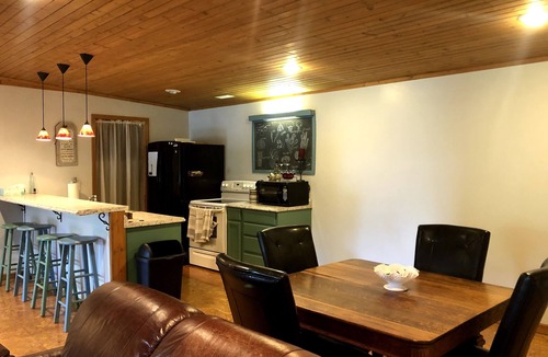New Florence Other | Spacious Five Bedroom Country Home Near Hermann MO