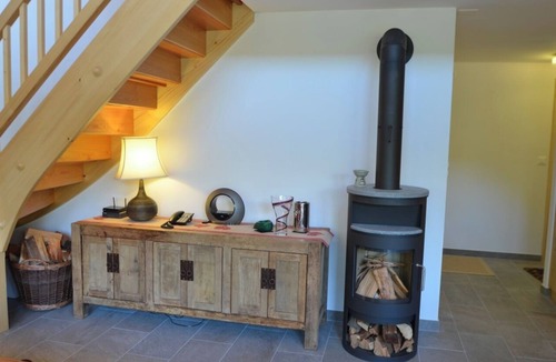 Grimentz Apartment | Spacious flat for 7 people 100m from the ski slopes: 3 double bedrooms with king-size beds - 1 bedro