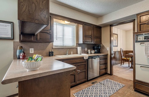 South Tulsa House | Spacious Four Bedroom House in South Tulsa w/Backyard - Close to everything!