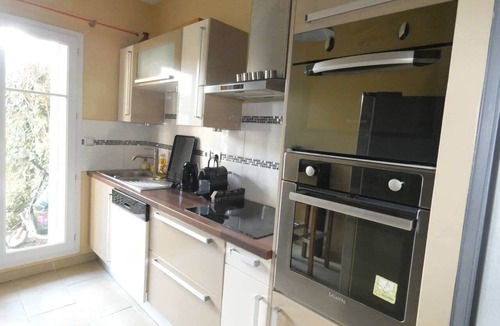 Bailly-Romainvilliers Apartment | Spacious apartment 5 minutes from DISNEYLAND DE PARIS