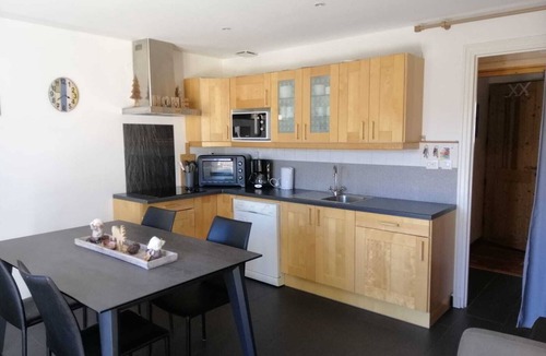 Font-Romeu-Odeillo-Via Apartment | Spacious gîte Authentic 25m² south-facing terrace Facing the shuttle bus stop