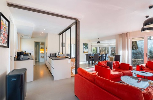 Le Touquet-Paris-Plage Villa | Spacious villa with private pool, Wi-Fi, pets welcome