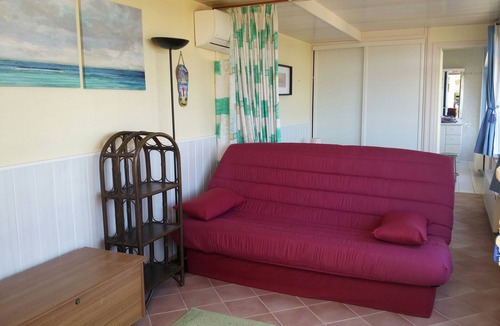Saint-Mandrier-sur-Mer Apartment | Spacious and cozy studio with breathtaking views