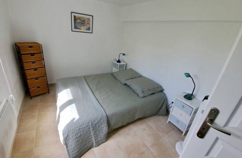Saint-Victor-des-Oules Villa | SPACIOUS VILLA IN PROVENCE (UZES)